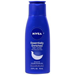 Nivea, Обогащенный эфирными маслами лосьон для тела, с миндальным маслом, 2.5 ж. унции (75 мл)
