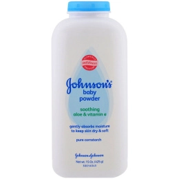 Johnson's Baby, Присыпка, успокаивающие алоэ и витамин Е, 425 г (15 унций)