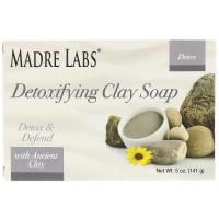 Madre Labs, Удаляющее токсины кусковое мыло с глиной, с древней глиной, эвкалипт и перечная мята, 5 унций (141 г)