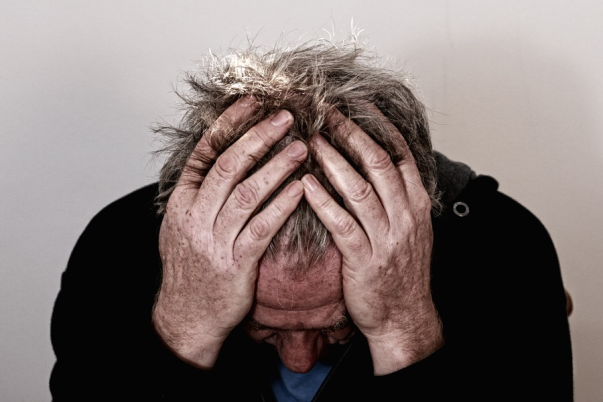 Готовим бальзам от головной боли в домашних условиях