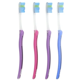 Oral-B, Улучшенная очищающая зубная щетка. мягкая добавка, 4 шт.